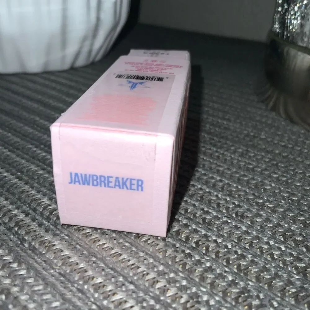Jeffree Star Velvet Trap Lipstick in Jawbreaker